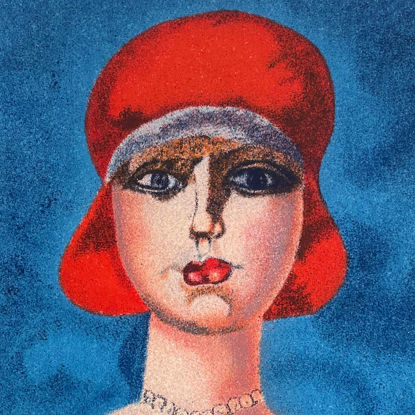 Immagine di Donna con cappello rosso